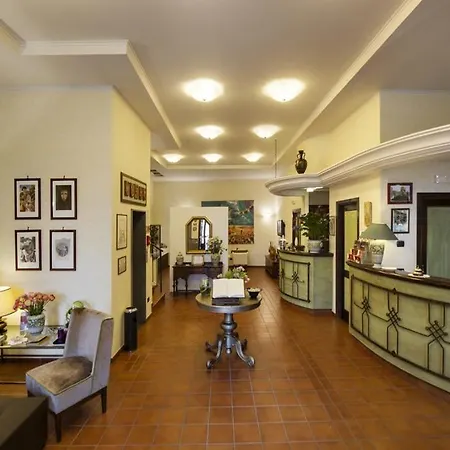 Gattapone Hotel 3*