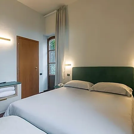 Gattapone Otel